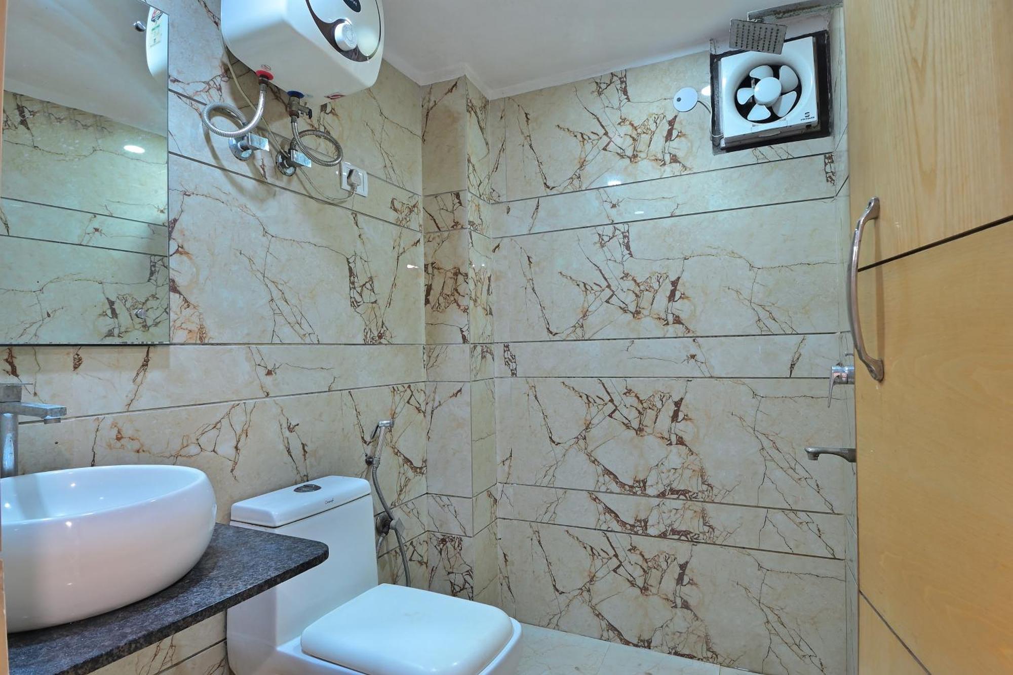 Hotel Glow Inn Paharganj-3 Mins Walk From New Delhi Railway Station エクステリア 写真