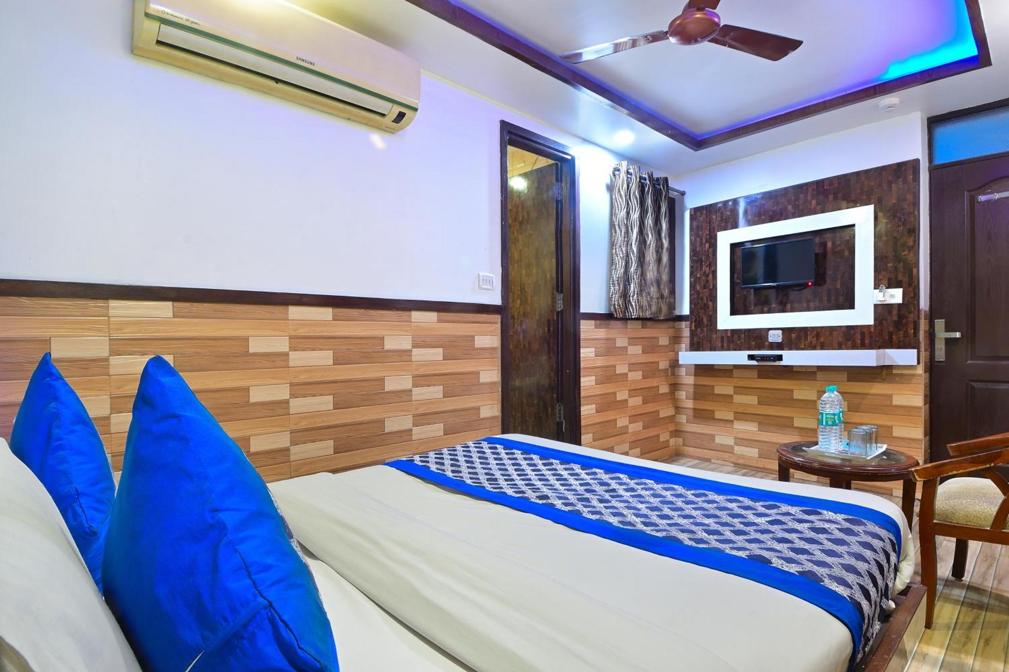 Hotel Glow Inn Paharganj-3 Mins Walk From New Delhi Railway Station エクステリア 写真