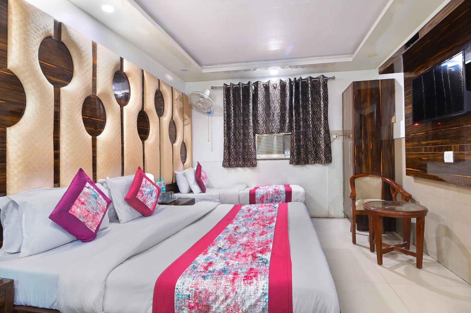 Hotel Glow Inn Paharganj-3 Mins Walk From New Delhi Railway Station エクステリア 写真