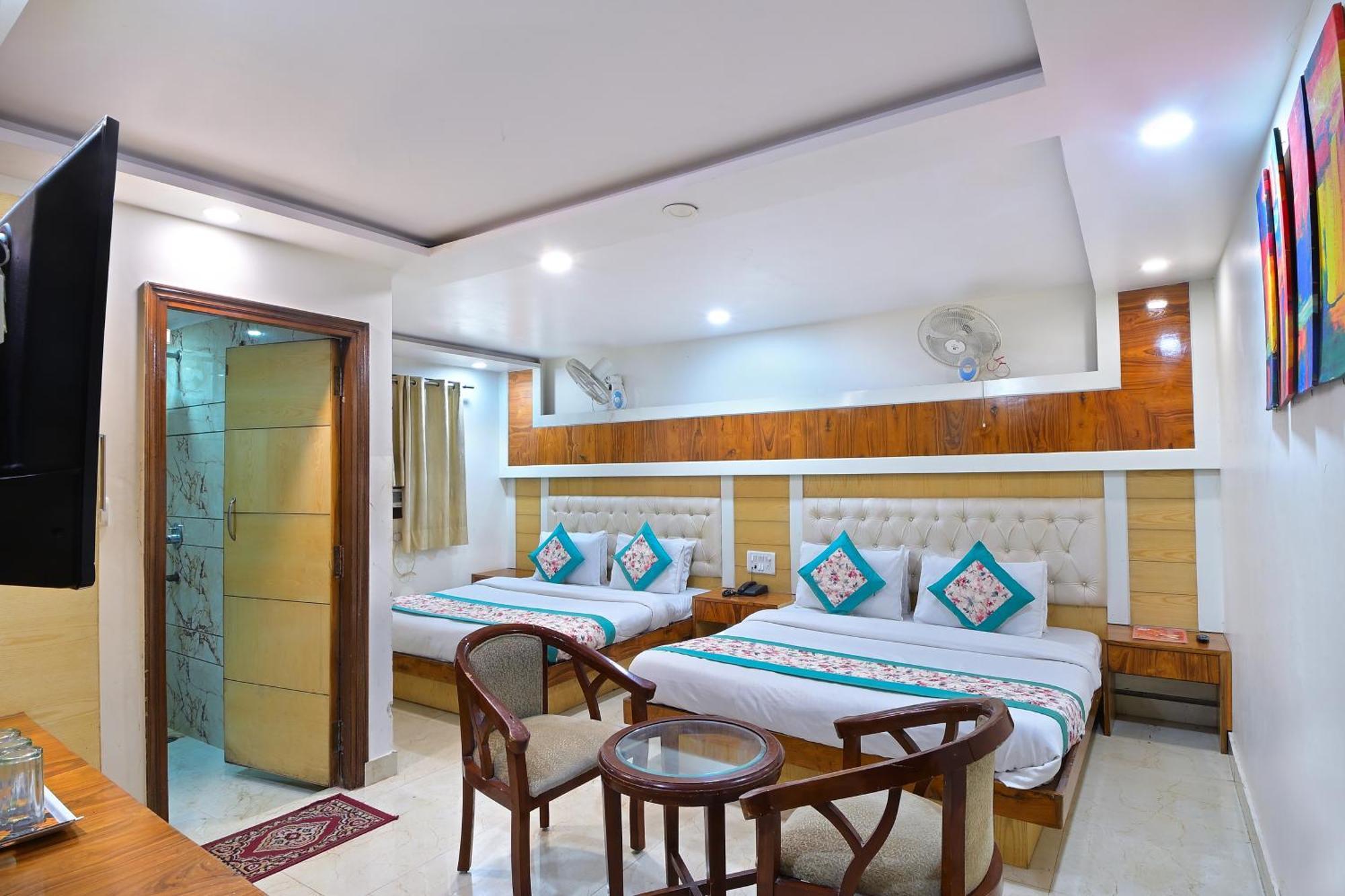 Hotel Glow Inn Paharganj-3 Mins Walk From New Delhi Railway Station エクステリア 写真