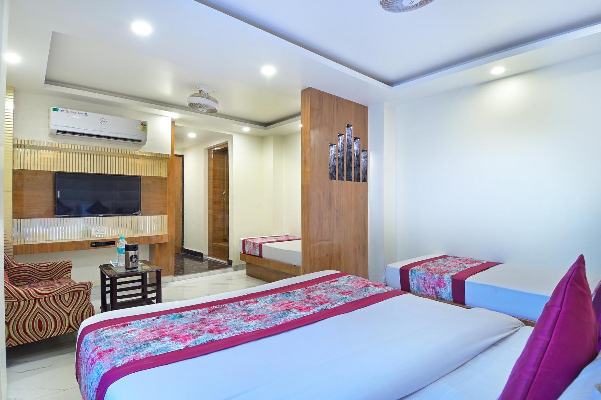 Hotel Glow Inn Paharganj-3 Mins Walk From New Delhi Railway Station エクステリア 写真