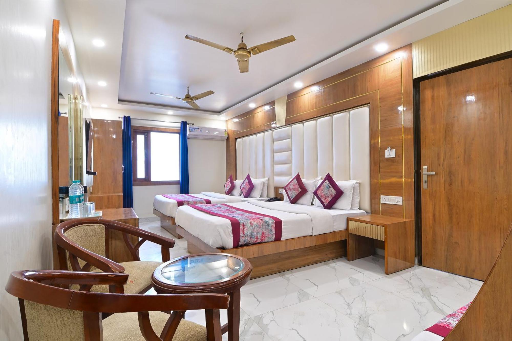 Hotel Glow Inn Paharganj-3 Mins Walk From New Delhi Railway Station エクステリア 写真