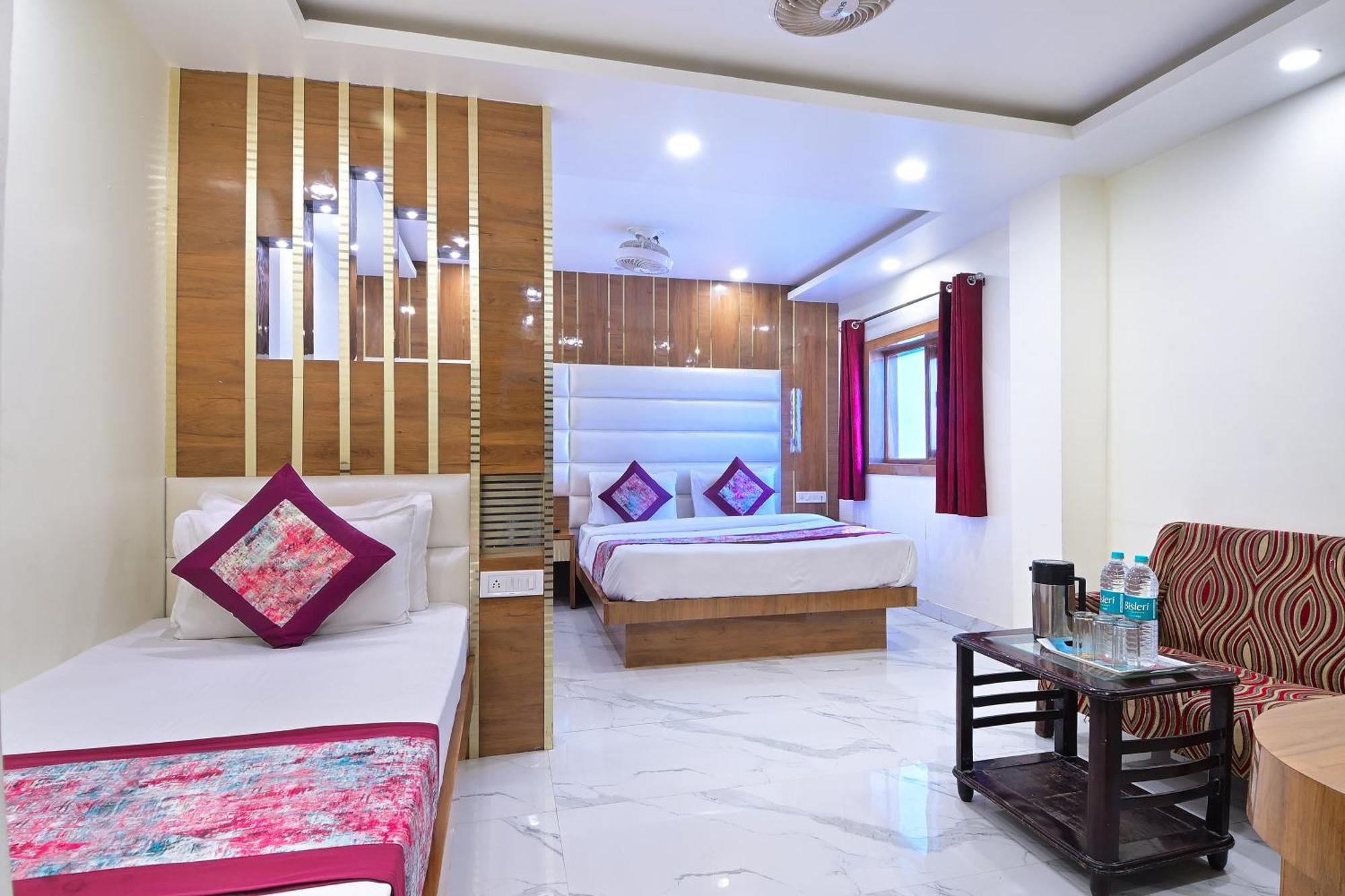 Hotel Glow Inn Paharganj-3 Mins Walk From New Delhi Railway Station エクステリア 写真